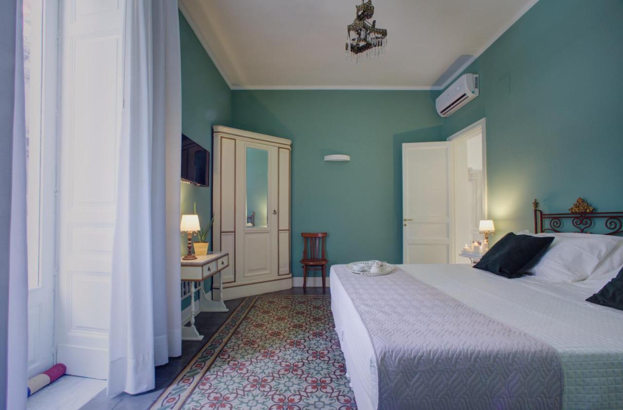 Palazzo Pastura B&B And Apartments 卡塔尼亚 外观 照片