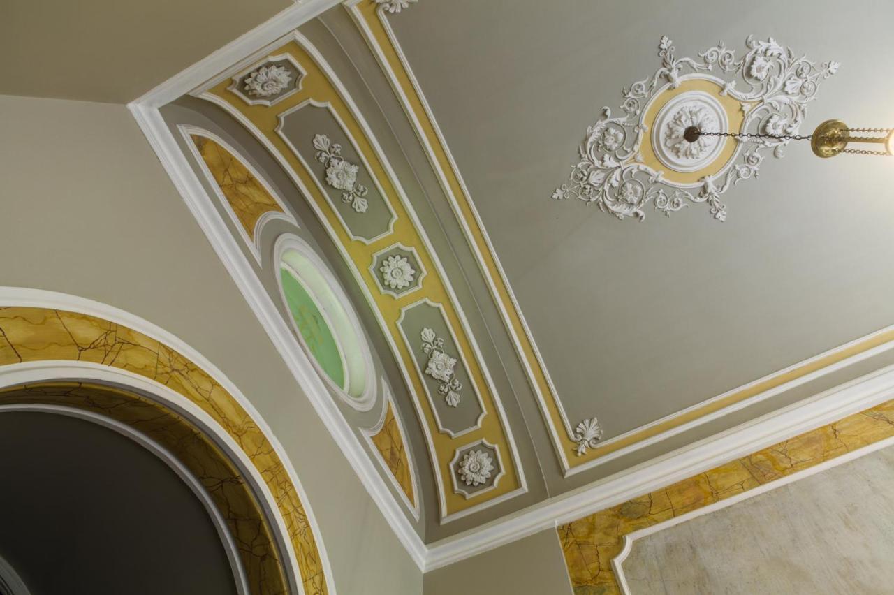 Palazzo Pastura B&B And Apartments 卡塔尼亚 外观 照片