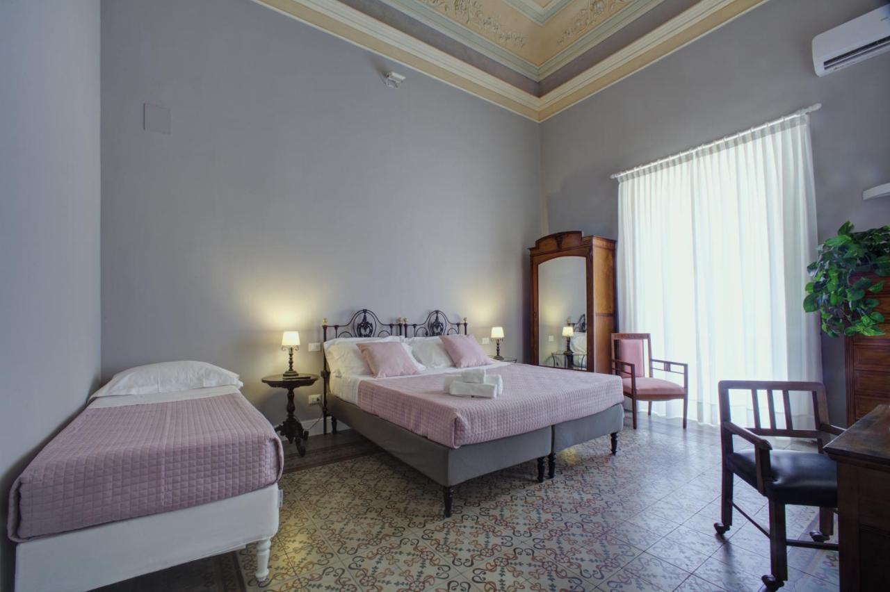 Palazzo Pastura B&B And Apartments 卡塔尼亚 外观 照片