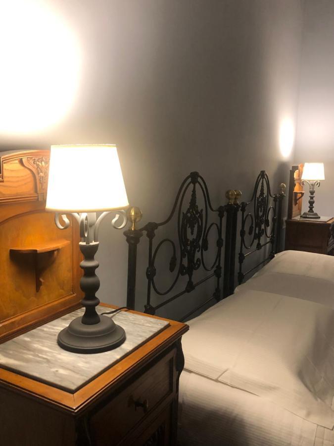 Palazzo Pastura B&B And Apartments 卡塔尼亚 外观 照片