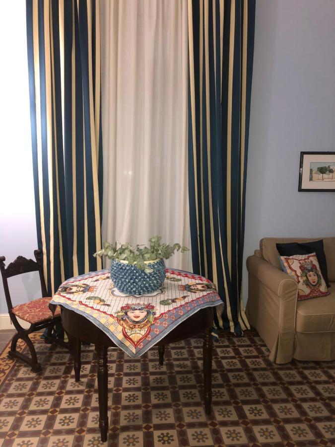 Palazzo Pastura B&B And Apartments 卡塔尼亚 外观 照片